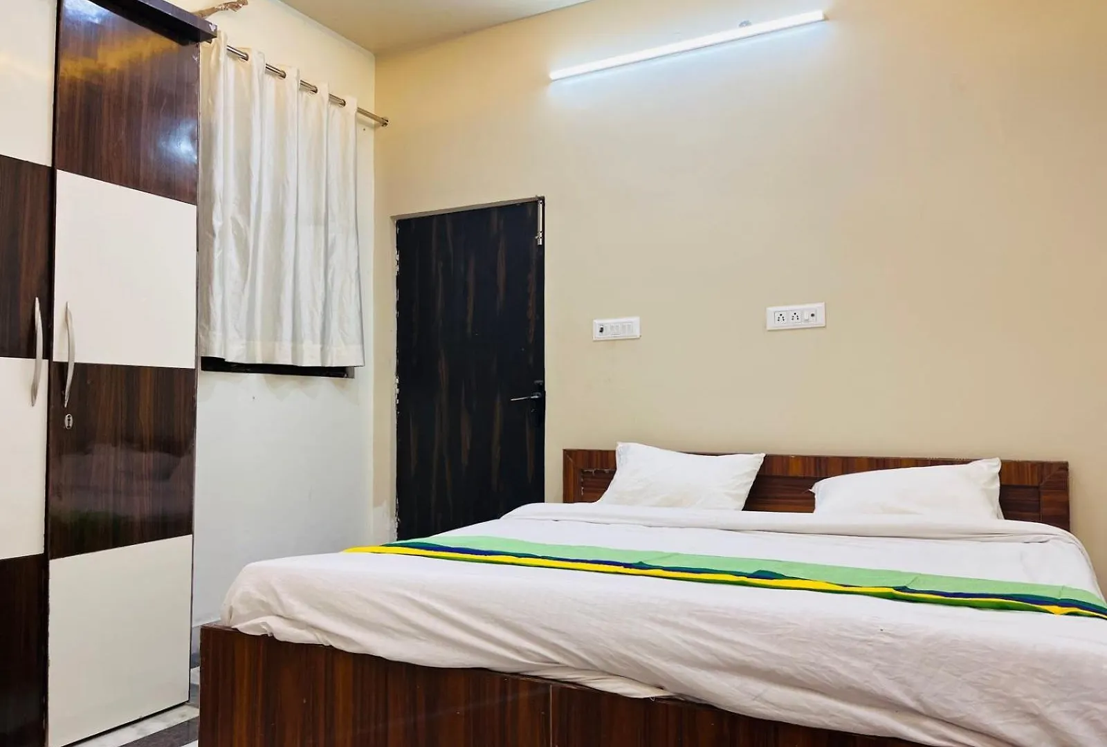 Stayever Homestay Agra  3*, Agra (Uttar Pradesh) India