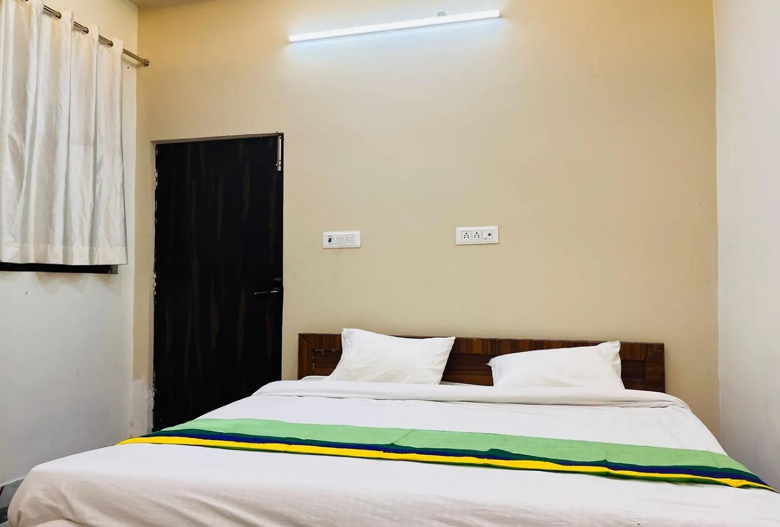 Stayever Homestay Agra  3*, Agra (Uttar Pradesh)